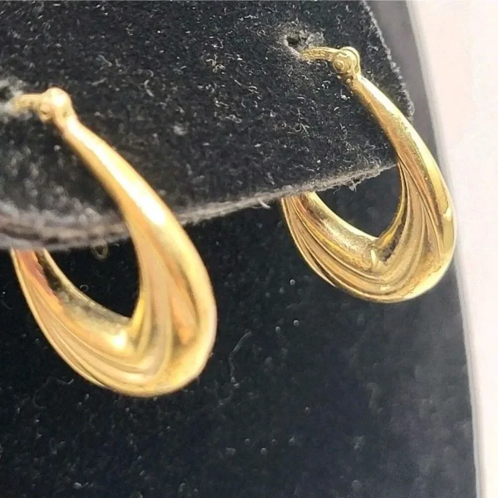 14k Vermeil Vintage 80s Hoop Earrings 1in - Picture 5 of 5
